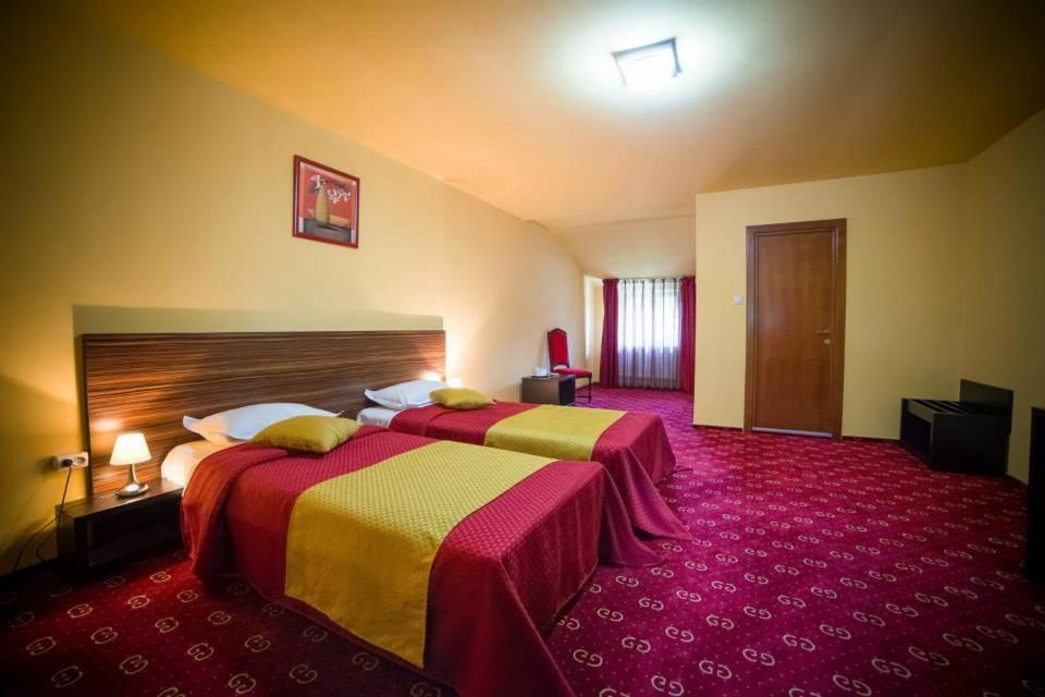 Hotel Gclub Breaza  Chambre photo